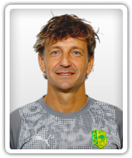Íñigo Idiákez