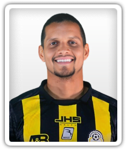 Roberto Rosales