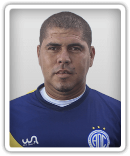 Moisés Campos