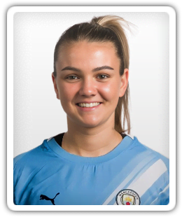 Laura Wienroither