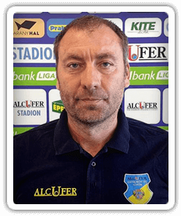 Aurél Csertoi