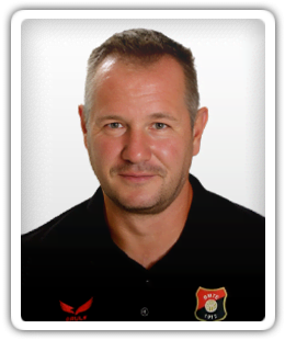 Ádám Vezér