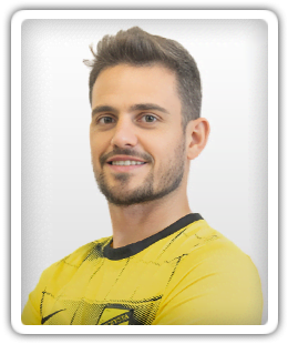 Goku Román