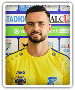 Levente Lustyik