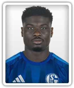 Junior Dina Ebimbe
