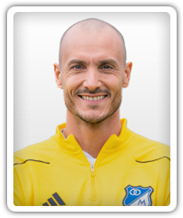 David González