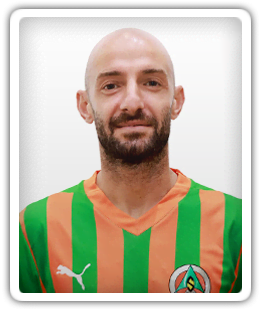 Efecan Karaca