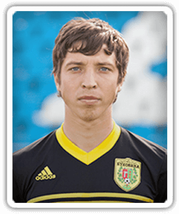 Artur Novotriasov