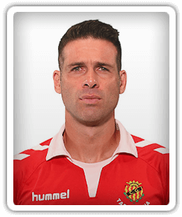 César Arzo