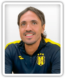 Manuel León